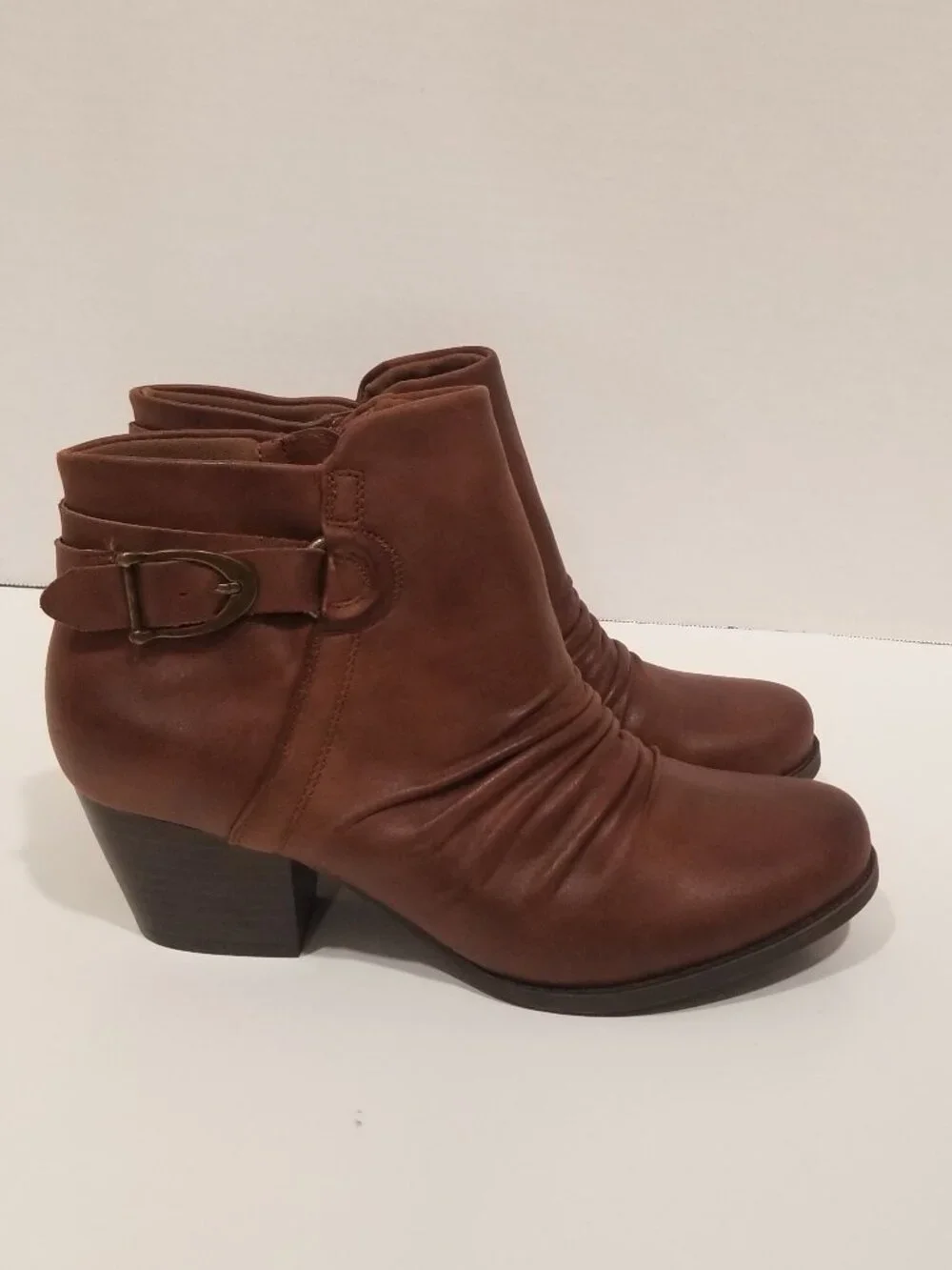 Ladies' Wear Ever 